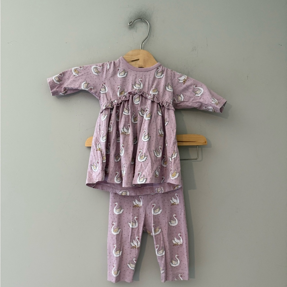 $18 ADD ON Peek Girls Dress and Leggings Matching Set Swans xs (0-3M) Jamie Kay‎